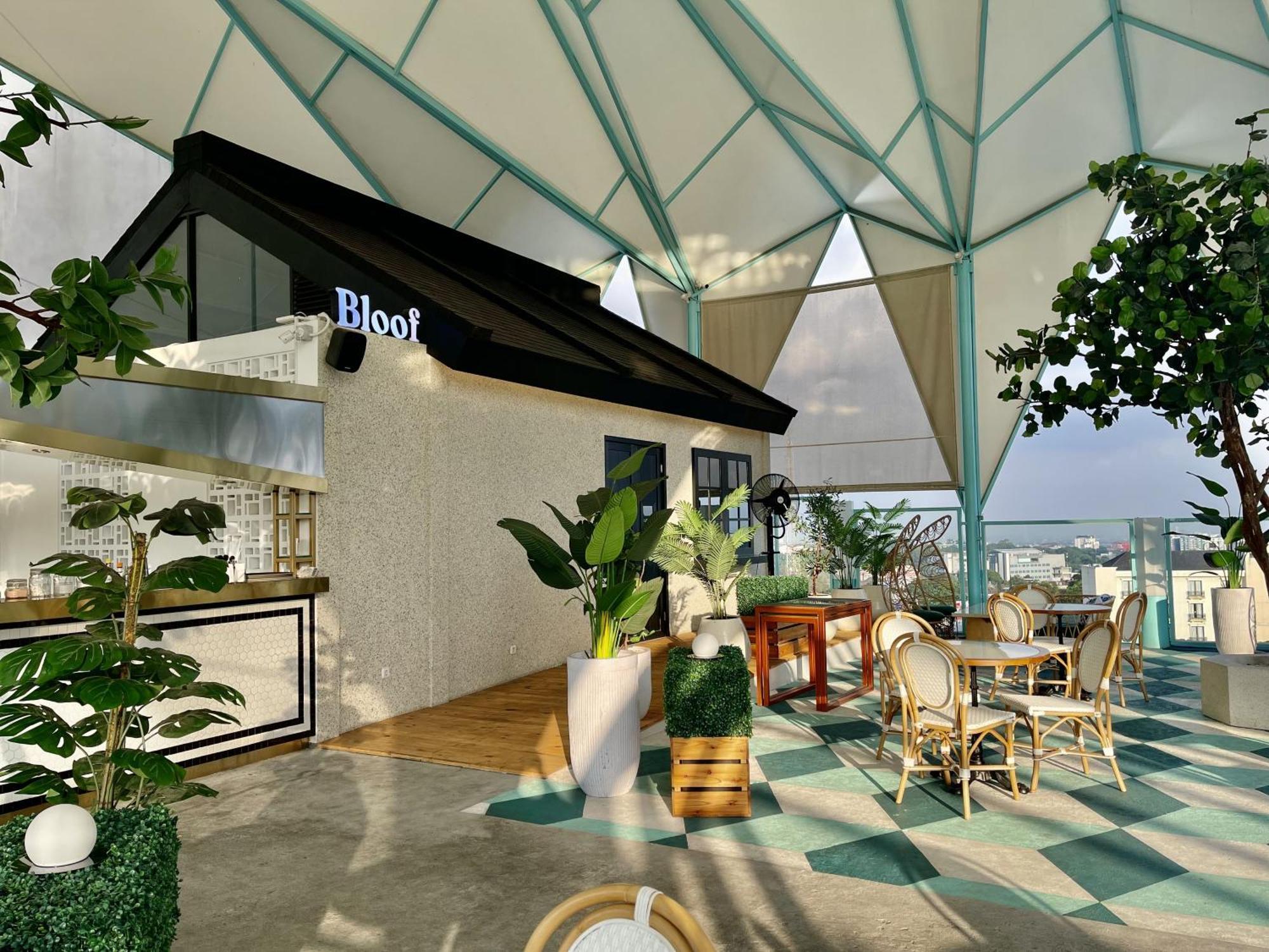 Hemangini Hotel Bandung Exteriör bild