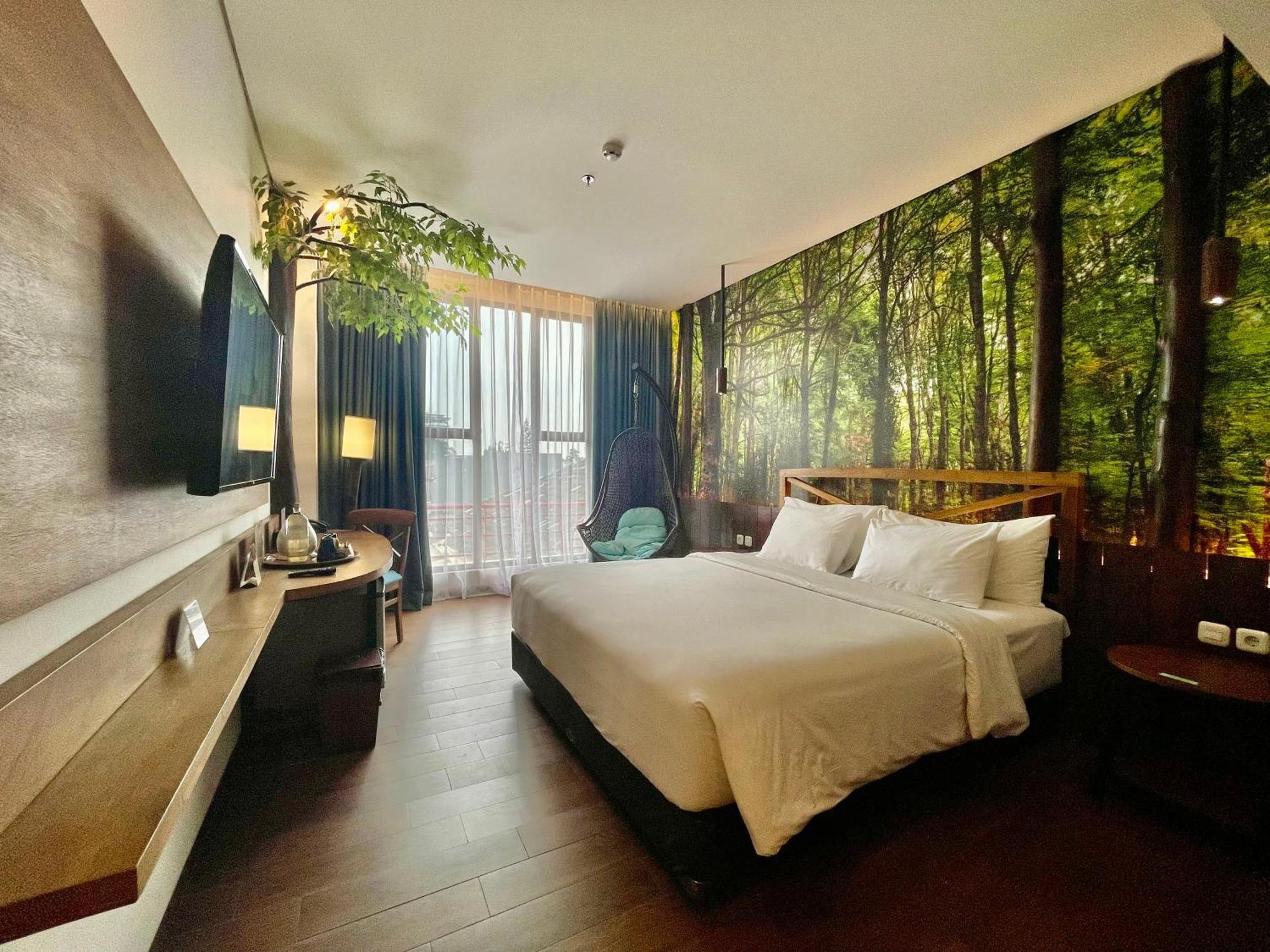 Hemangini Hotel Bandung Exteriör bild